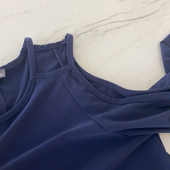 Navy Blue Cold Shoulder mini Dress size medium pinc - Picture 3 of 4